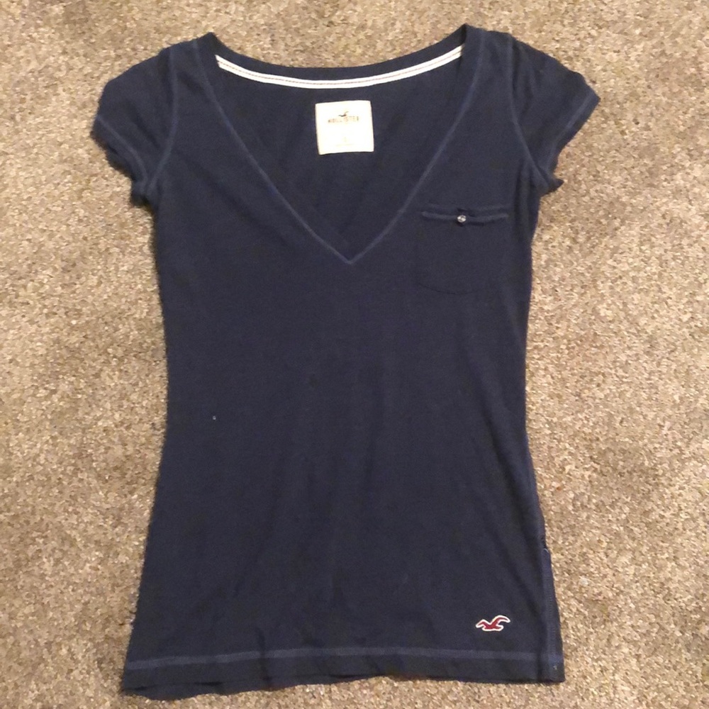 Hollister V-Neck T